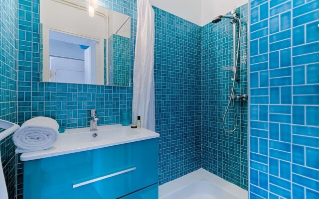 Three-roomed With Terrace & Garage - 7th Heart