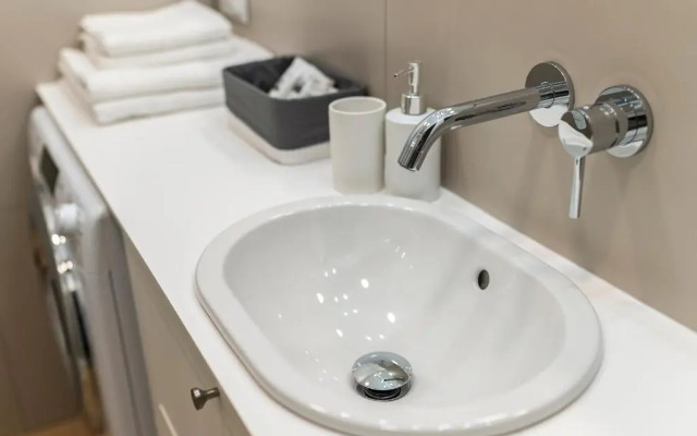 YourSecondFlat Grzybowska Metropoint