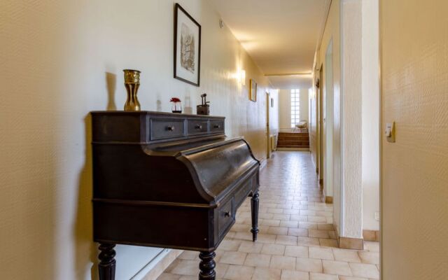 Holiday Home Le Saint Vigor (BAX400)