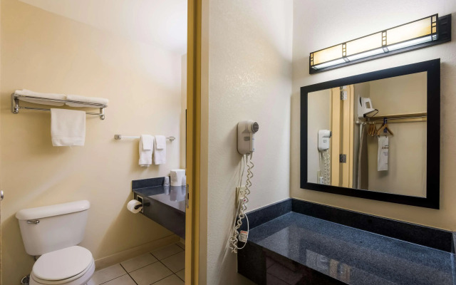 Best Western Prairie Inn & Conference Center