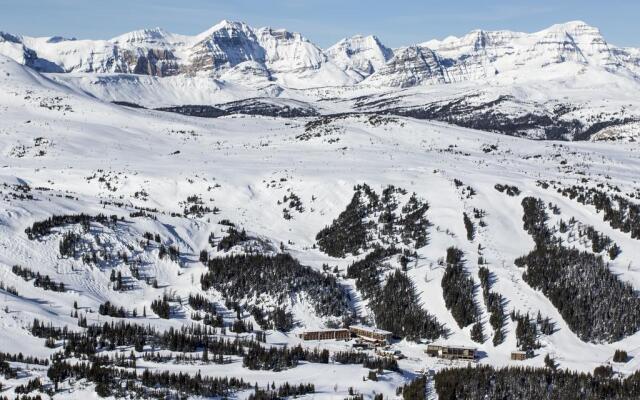 Sunshine Mountain Lodge