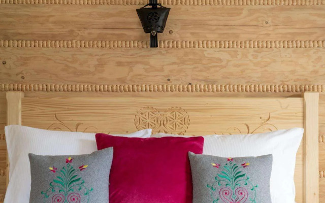 Highlander Heart Residence