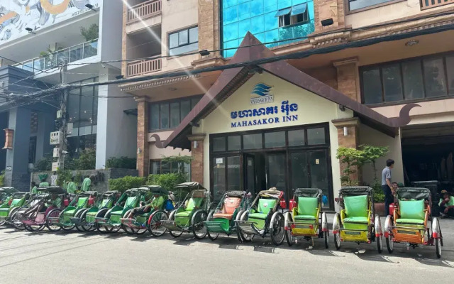 Ramada by Wyndham Phnom Penh Central