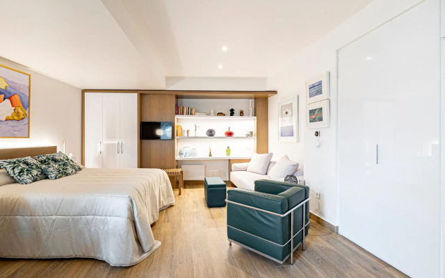 102- HiEndAccomodation-TopLocation