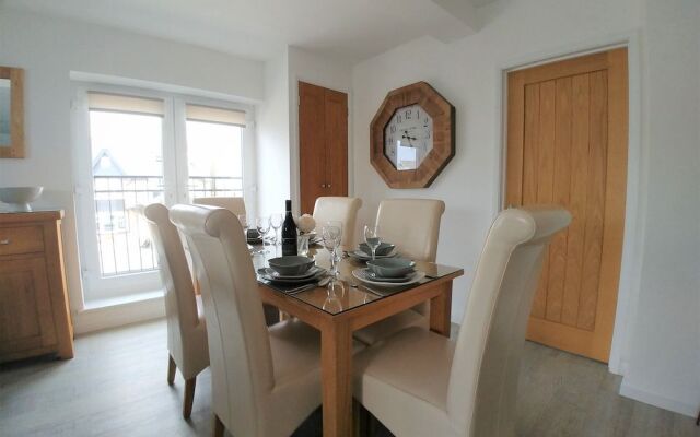 Meadow View Apartments