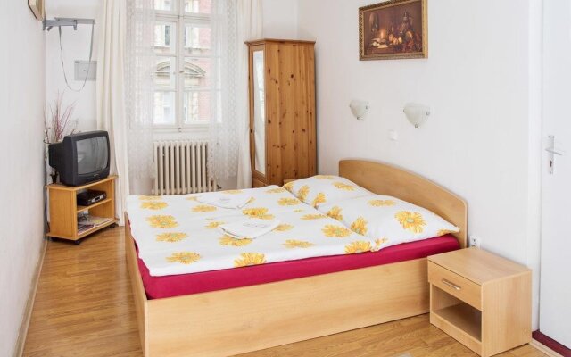 Charles Bridge Bed And Breakfast
