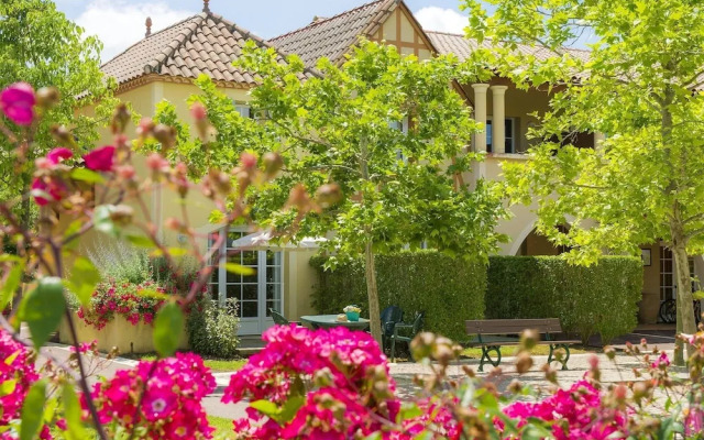 Traditional, Stylish Villa in a Culturally Rich Region