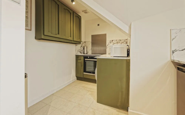 Garmoyle Road Flat 3