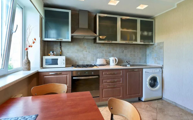 Home-Hotel Lesi Ukrainki 3