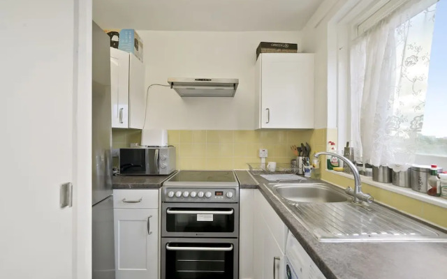 Impeccable 1-bed Apartment in London