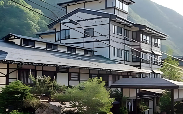 Okuhida Onsengo Nakadaya