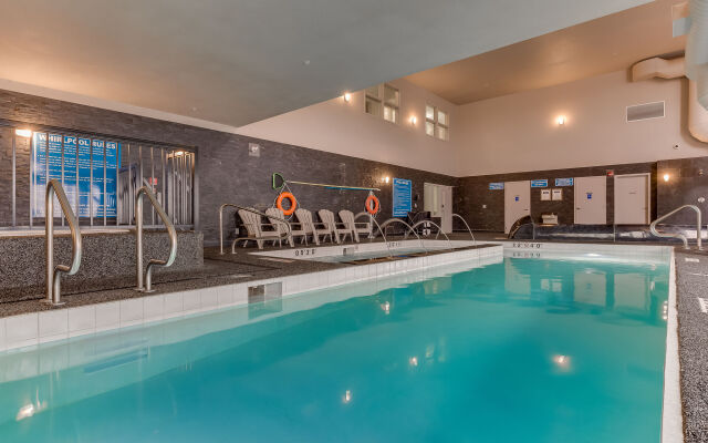 Home Inn & Suites Saskatoon South