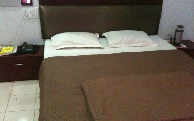 Hotel Rajtilak
