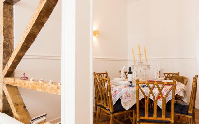 Lisbon Secret & Charming Baixa 4 Bedroom Apartment