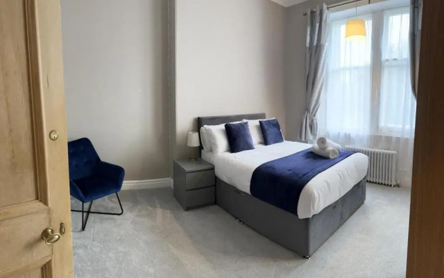 Lady Road Apartment