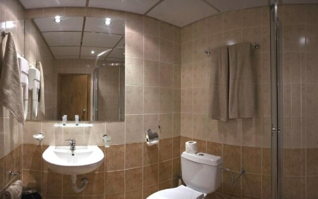 Hotel Vemara Club