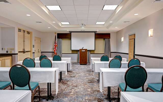 Hilton Garden Inn San Bernardino