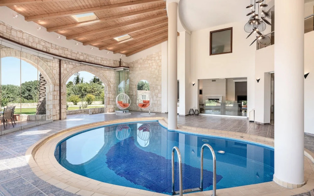 Caldera Theros Villas Chania