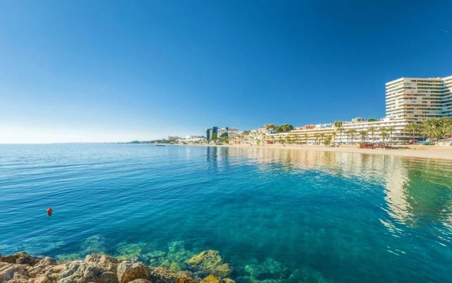 Apartment in Almeria With Pool Near Seabeach