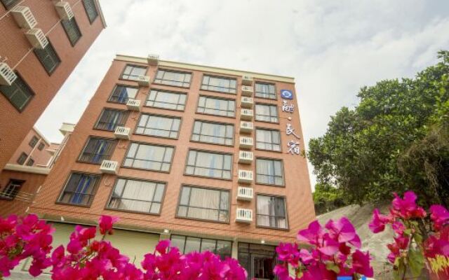 Rong Guesthouse