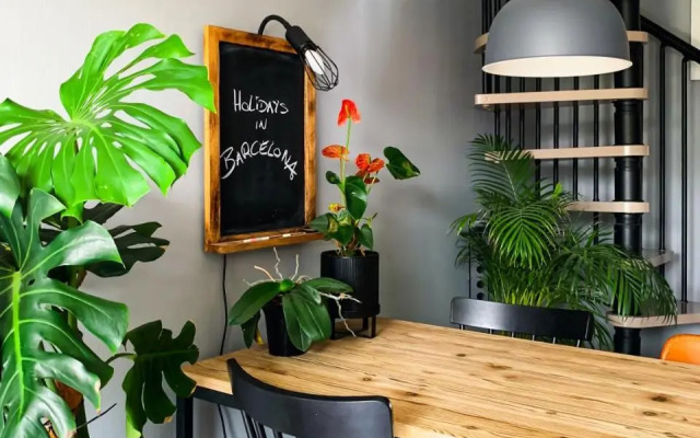 Incredible 2BR Penthouse with Urban Rooftop Garden