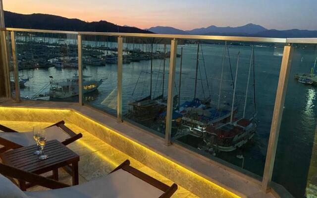 Exclusive Terrace Suite at Marina
