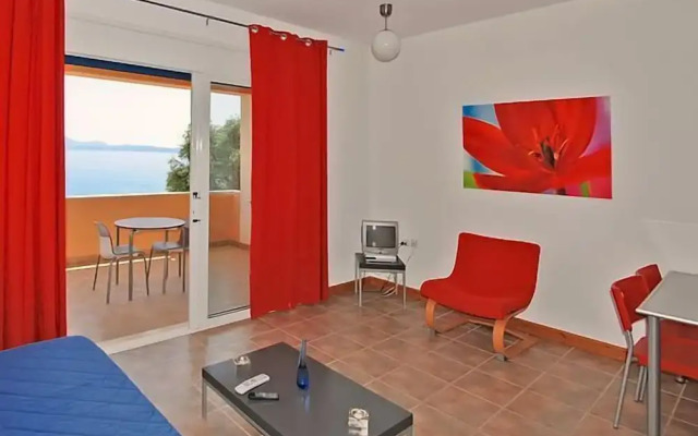 Glyfa Apartments