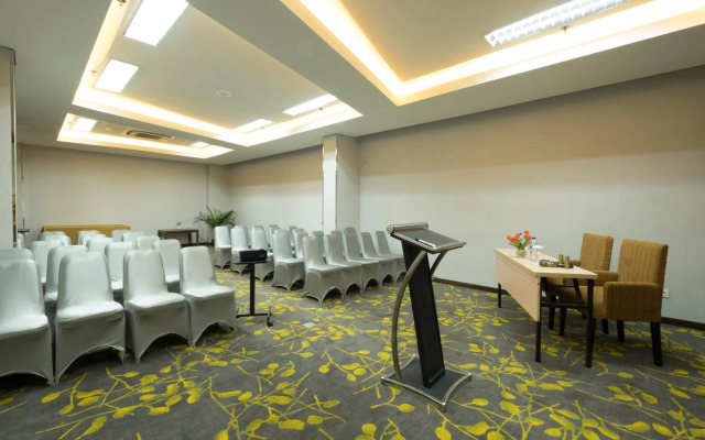 Hotel 88 Fatmawati Jakarta by WH