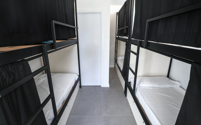 MYD Madriz Hostel