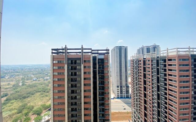 Well Designed And Cozy 2Br Meikarta Apartment