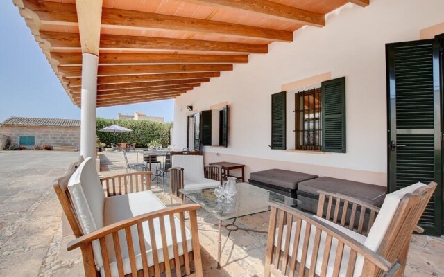 Villa - 3 Bedrooms with Pool and WiFi - 107897