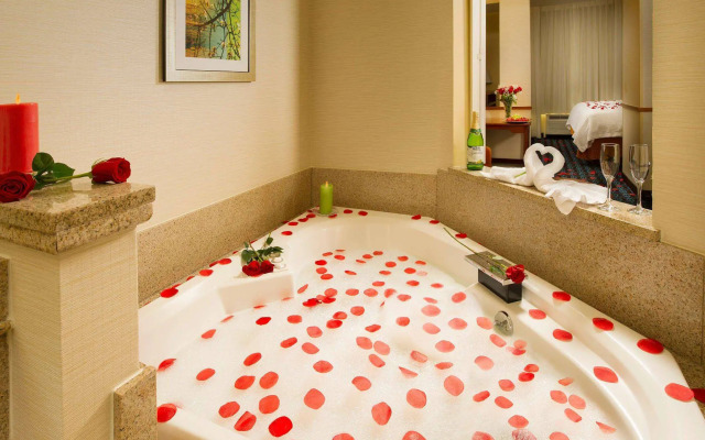 Fairfield Inn & Suites by Marriott Marshall