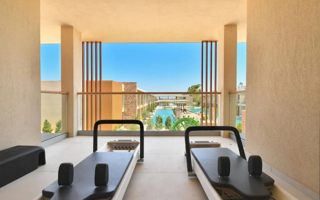 Royal Pearl Island Chios Hotel & Spa