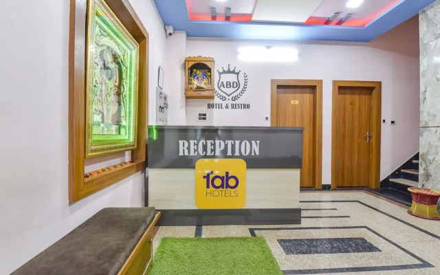 Fabhotel Castle Inn