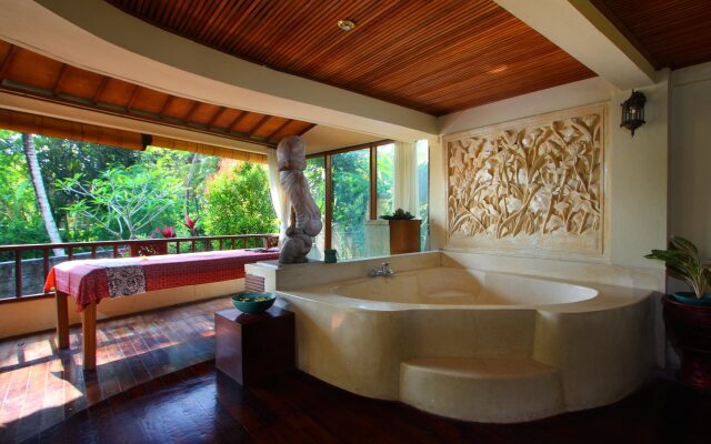 Alam Puri Art Museum, Resort & Spa