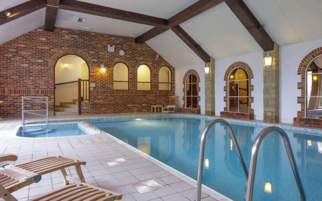 Oxford Witney Hotel