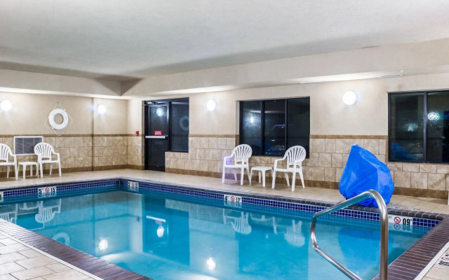 Clarion Pointe Sioux Falls Airport