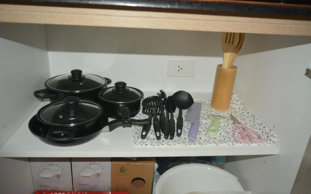 Paranaque SM-Sucat Field Res. Bldg 5, 2/F, 2BR with Balcony