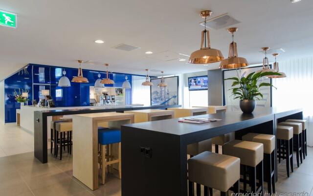 Holiday Inn Express Rotterdam - Central Station by IHG