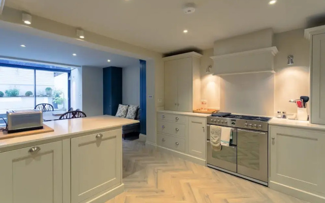 3 Bedroom Property in Whitechapel