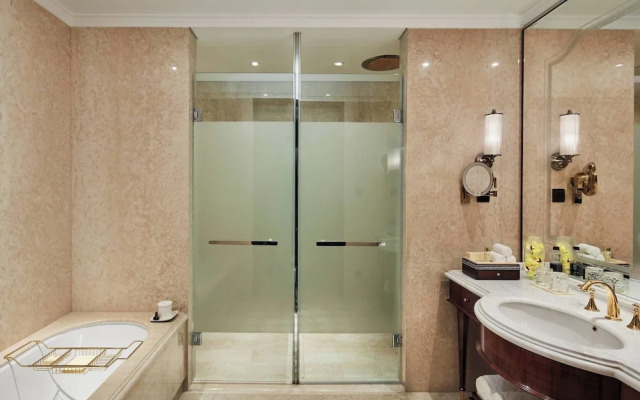 The Ritz-Carlton, Pune