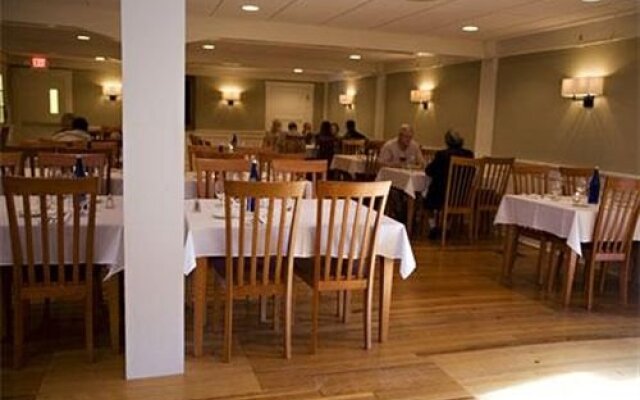 Woodbound Inn