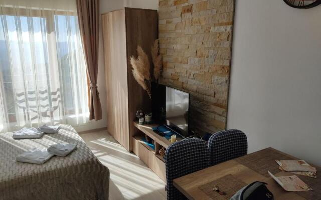 Apartman Adelfes P16, Milmari Resort