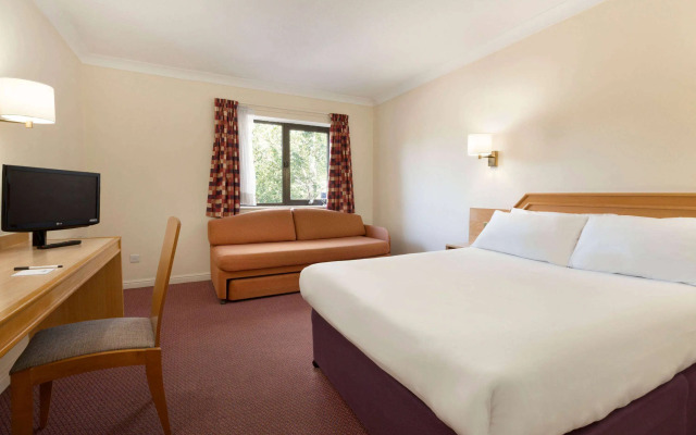Days Inn by Wyndham Southampton Rownhams