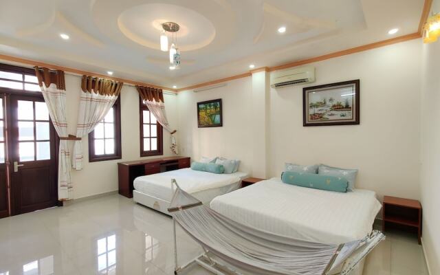 Winter Spring Homestay Center