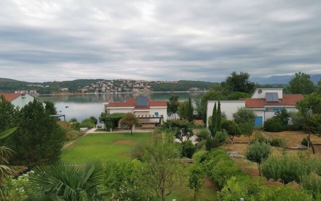 Krk - With Private Pool - H