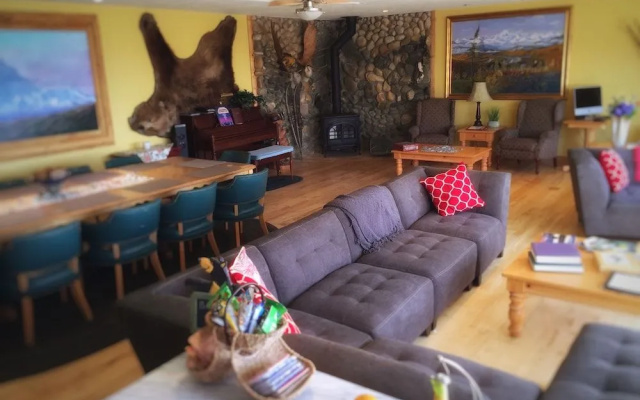 Pioneer Ridge B&B Inn