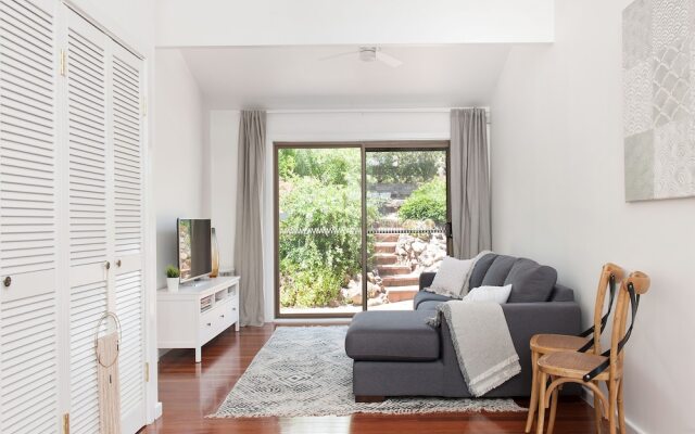 Baywatch - Beachfront Bliss Executive Home