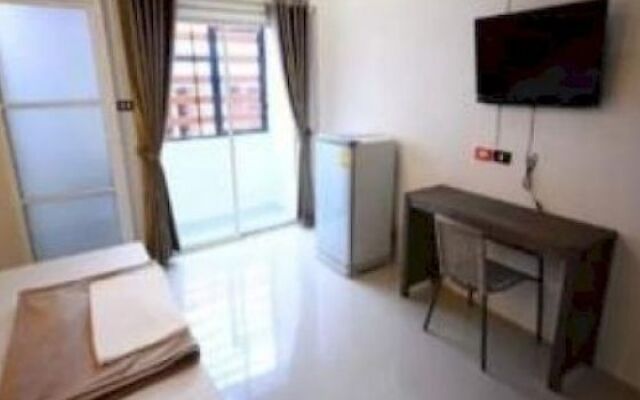 Station 14 Apartment Hat Yai