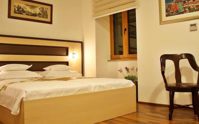 Luxury Rooms Keko